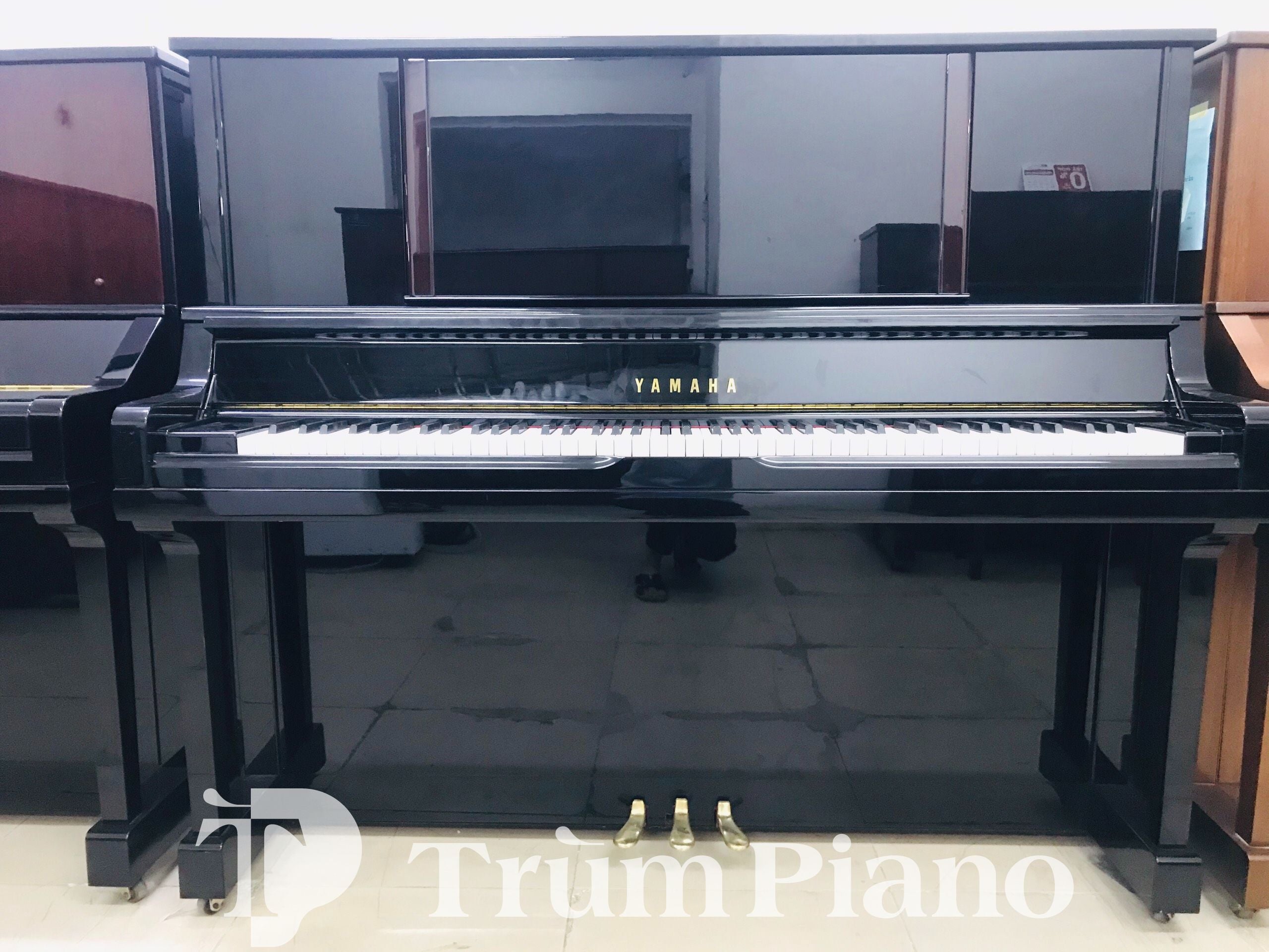Đàn piano Yamaha YU5SXGZ